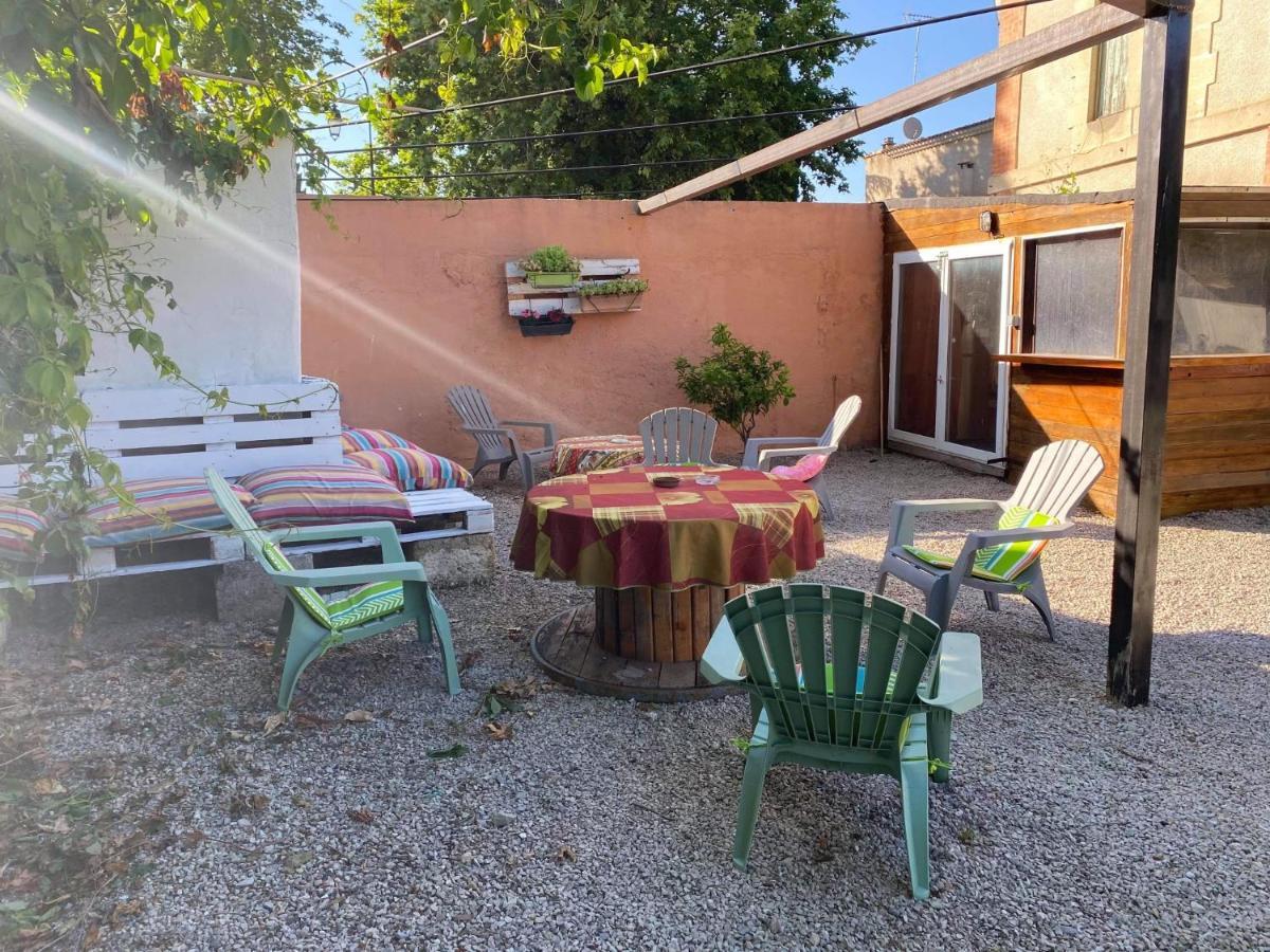 Chez marinette Apartman Le Cailar Kültér fotó