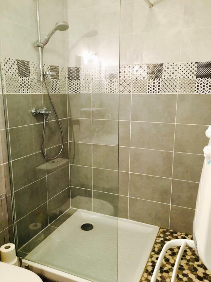 Chez marinette Apartman Le Cailar Kültér fotó